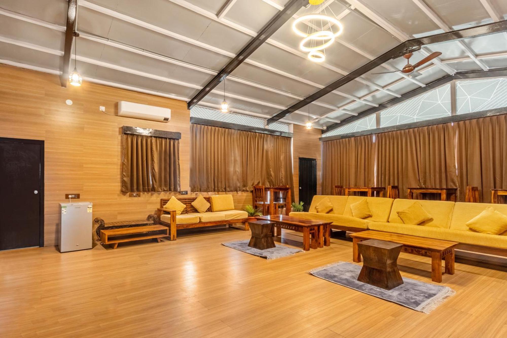 Treebo Purple Square Hotel Hyderabad Exterior photo
