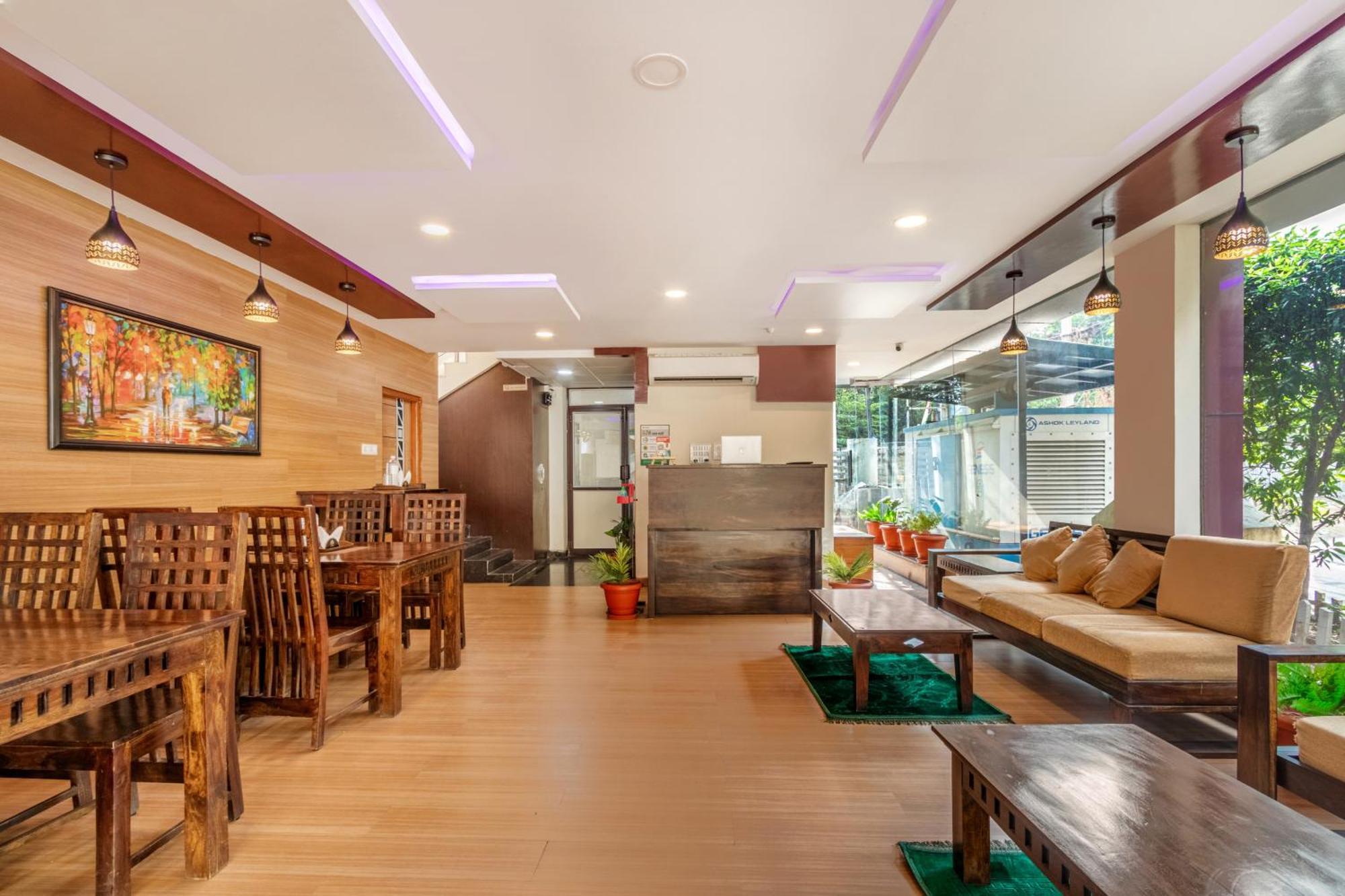 Treebo Purple Square Hotel Hyderabad Exterior photo