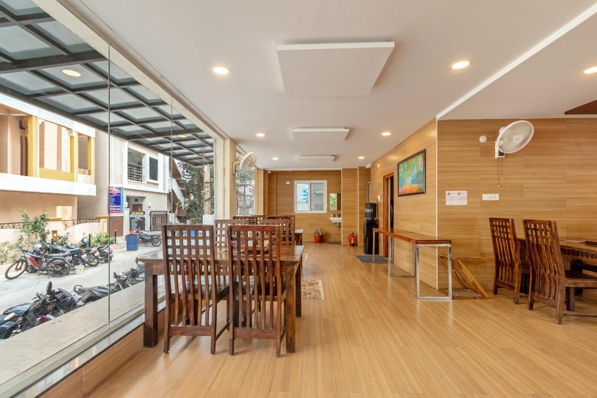 Treebo Purple Square Hotel Hyderabad Exterior photo